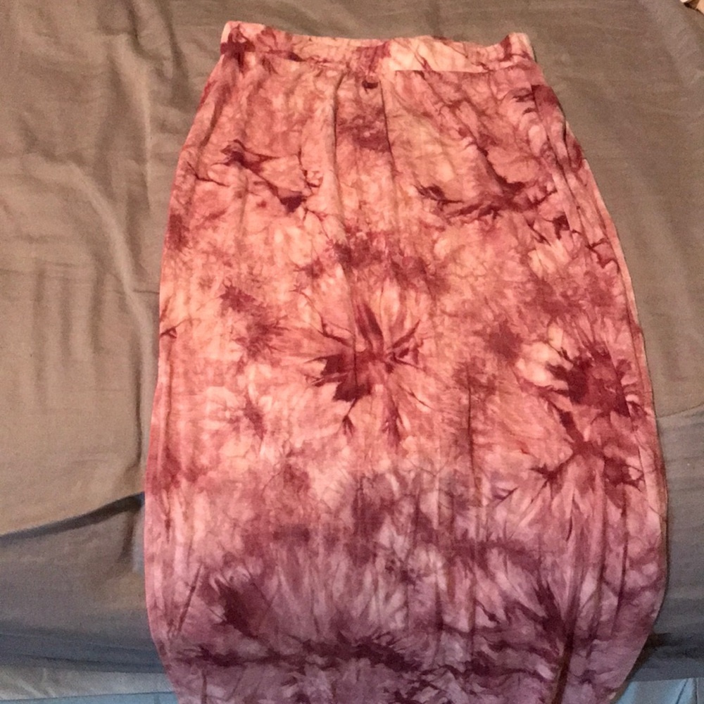 Tie dye maxi skirt with slits going up both sides